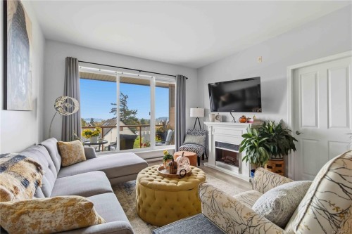 #308-1959 Polo Park Crt, Central Saanich, BC 