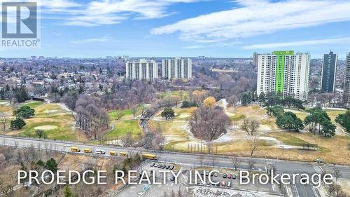 2507 - 5 MASSEY SQUARE , Toronto, Ontario M4C 5L5 4
