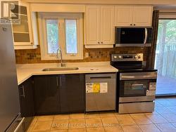 16 TINTI PLACE Vaughan, ON L4J 5B2