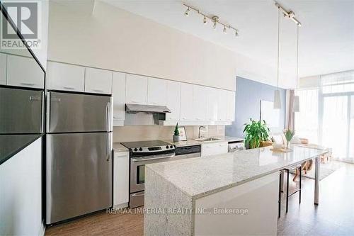 PH07 - 33 SINGER COURT , Toronto, Ontario M2K 0B4 3