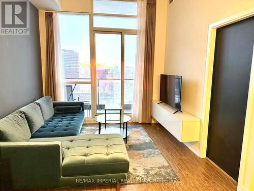 PH07 - 33 SINGER COURT , Toronto, Ontario M2K 0B4 4