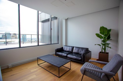 Salle communautaire - 914-2320 Rue Tupper, Montréal (Ville-Marie), QC 