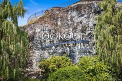 #10-3650 Citadel Pl Colwood, BC V9C 0C8