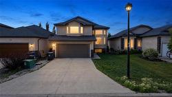 73 Angela Everts DR  Winnipeg, MB R3W 0J3
