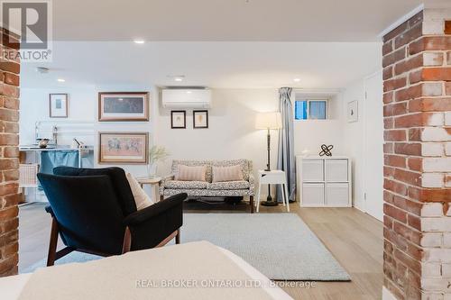 33 Argyle Avenue, Ottawa, ON 