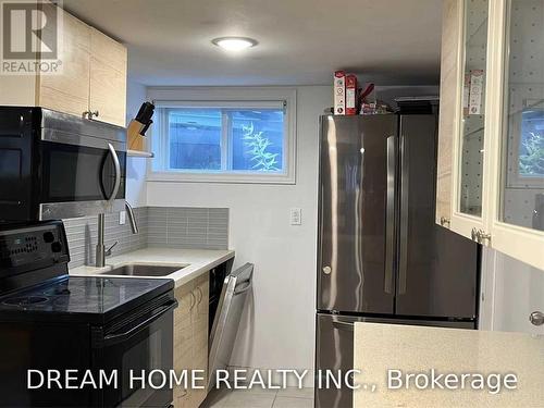 LOWER - 43 RODNEY STREET , Collingwood, Ontario L9Y 1C9 4