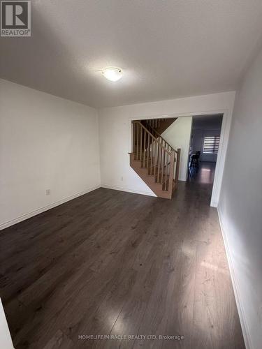 69 BENHURST CRESCENT , Brampton, Ontario L7A 5A5 2