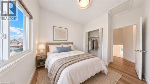 virtual staging - 250 Parkvale Drive, Kitchener, ON 