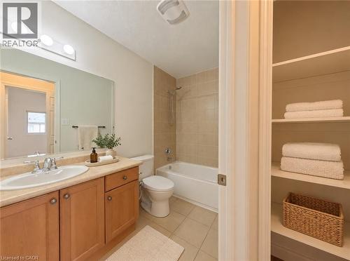 virtual staging - 250 Parkvale Drive, Kitchener, ON 