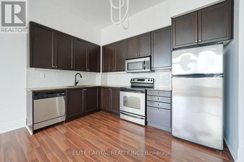 709 - 777 STEELES AVENUE W , Toronto, Ontario M2R 3Y4 4