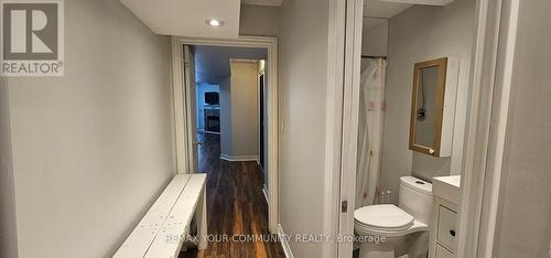 46 COURTLAND CRESCENT , East Gwillimbury, Ontario L9N 0A9 4