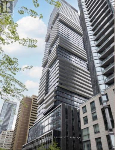 3505 - 55 CHARLES STREET E , Toronto, Ontario M4Y 0J1 2