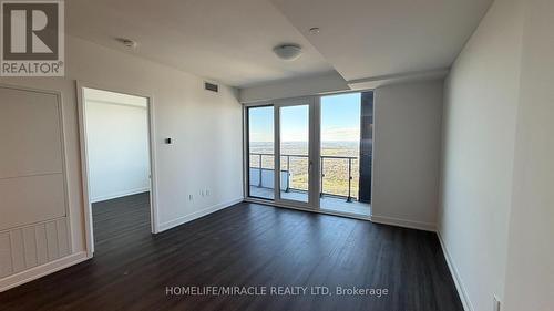 7304 - 448 BURNHAMTHORPE ROAD W , Mississauga, Ontario L5B 0R4 5
