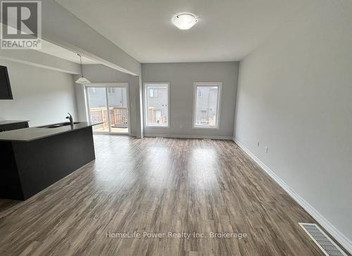 40 - 324 EQUESTRIAN WAY , Cambridge, Ontario N2E 2M6 5