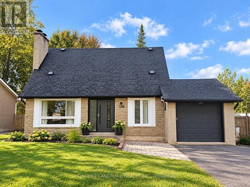 136 GRANDVIEW AVENUE  Markham, ON L3T 1H6
