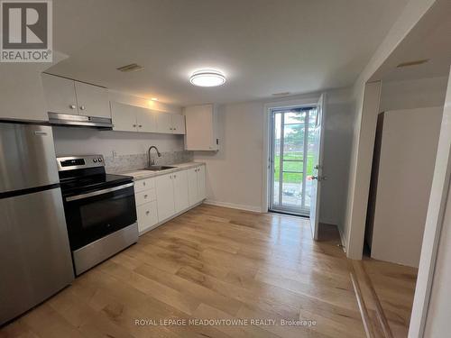 LOWER - 44 LAURIS AVENUE E , Cambridge, Ontario N1R 5L4 4