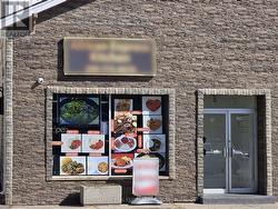 FRONT - 25 COMMERCIAL STREET Milton, ON L9T 2H6