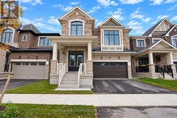 84 GRETZKY AVENUE Barrie, ON L9J 0Y7