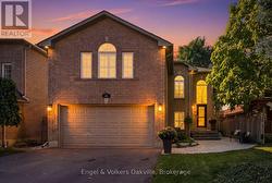 44 KEEWAYDIN STREET  Hamilton (Waterdown), ON L8B 0K6