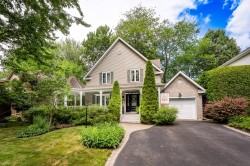927 Rue des Cerisiers  Otterburn Park, QC J3H 5V7