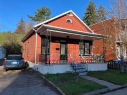 1645 Rue Lajoie  Trois-Rivières, QC G8Z 3E9