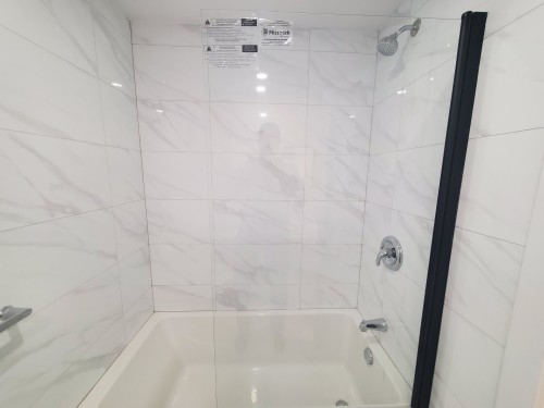 979 Rue Alain-Grandbois , Montréal (Ahuntsic-Cartierville), QC H4N 3C6 5