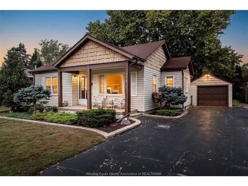 171 MAPLE  Lasalle, ON N9J 1N7