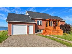 7739 Du Havres ST  Bas-Caraquet, NB E1W 5W9