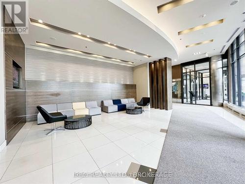 405 - 18 HARBOUR STREET , Toronto, Ontario M5J 2Z6 2