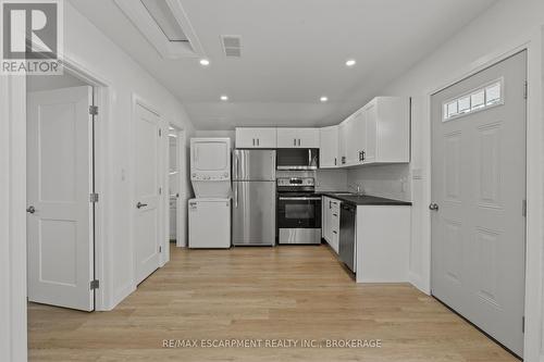 UNIT 2 - 362 GATFIELD AVENUE , Welland (Lincoln/Crowland), Ontario L3B 5B2 4