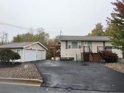 49 Meadow Drive  Beaver Bank, NS B4G 1B5