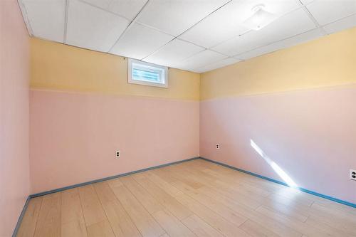 122 James Carleton Drive, Winnipeg, MB 
