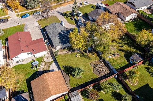 122 James Carleton Drive, Winnipeg, MB 