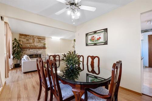 122 James Carleton Drive, Winnipeg, MB 