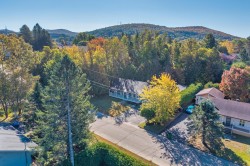 1069A  - 1071A Rue Suppère Mont-Tremblant, QC J8E 3J3