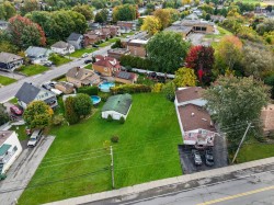 360 Ch. St-Louis  Beauharnois, QC J6N 2K1