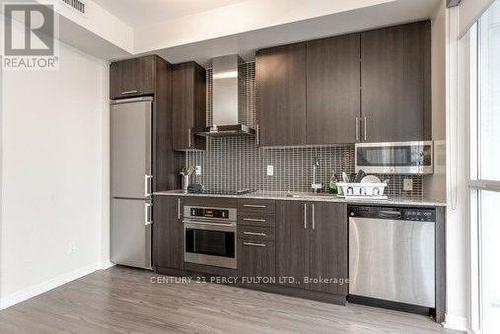 2105 - 352 FRONT STREET W , Toronto, Ontario M5V 1B5 4