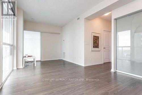 2105 - 352 FRONT STREET W , Toronto, Ontario M5V 1B5 5
