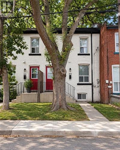 103 CHEEVER Street  Hamilton, ON L8L 5R8