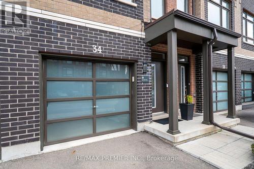 34 DALHOUSIE STREET  Vaughan, ON L4L 0L6