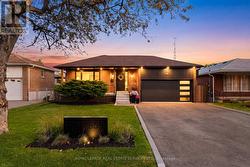 655 NETHERTON CRESCENT  Mississauga, ON L4Y 2M5