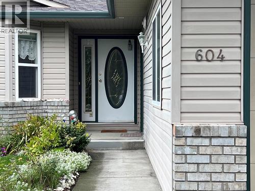 604 6th Avenue  Vernon, BC V1H 1Z1