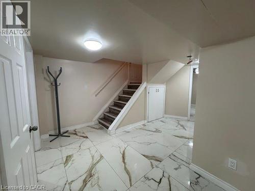 614 FENNELL Avenue E Unit# Lower , Hamilton, Ontario L8V 1T4 4