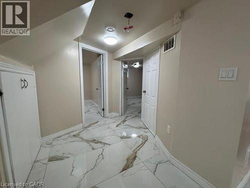 614 FENNELL Avenue E Unit# Lower , Hamilton, Ontario L8V 1T4 5