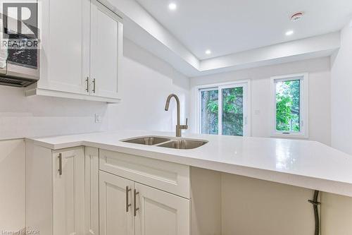 66 GAGE Avenue Unit# 1 , Kitchener, Ontario N2G 2E2 5