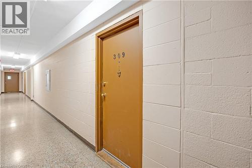 836 CONCESSION Street Unit# 309 , Hamilton, Ontario L8V 1E2 4