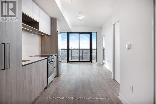 1005 - 181 STERLING ROAD  Toronto, ON M6R 2B2