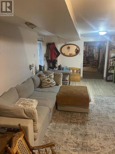 LOWER LEVEL - 109 LIPPINCOTT STREET , Toronto, Ontario M5S 2P2 4