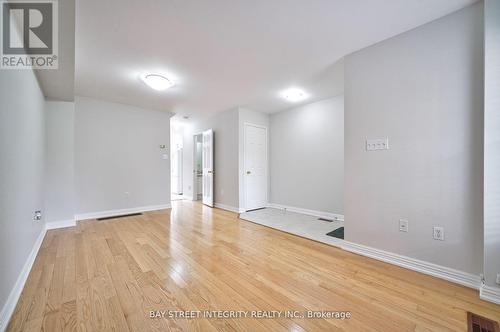 75 SELKIRK DRIVE , Richmond Hill, Ontario L4B 4S4 3