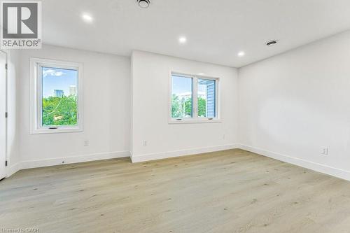 64 GAGE Avenue Unit# 2 , Kitchener, Ontario N2G 2E2 2